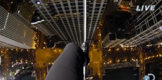 Nik Wallenda conquers Chicago Skyscraper Live (VIDEO)