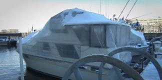 Yacht Living: Couple braves the Chicago winter aboard a boat