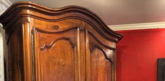 The biggest armoire I’ve ever seen…