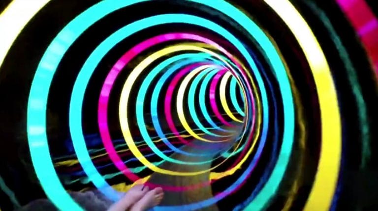 LED water slide is the trippiest water park attraction yet LED water slide is the trippiest water park attraction yet