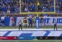 Cameraman takes 58-yard field goal to groin, keeps shooting