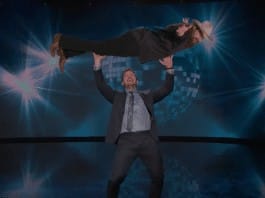 Chris Pratt and Chris Stapleton sing ‘(I’ve Had) The Time of My Life’