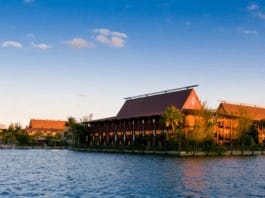 Polynesian Resort won’t reopen until Summer 2021 at Disney World