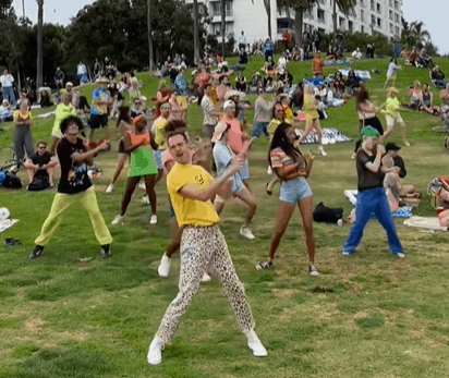 Bob's Dance Shop brings back the Flash Mob with the Flash Bob