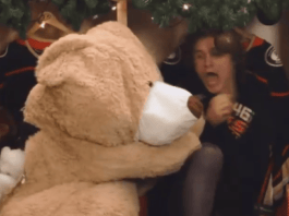 Watch hockey players freak out in Anaheim Ducks holiday prank video Players freak out in Anaheim Ducks holiday prank video
